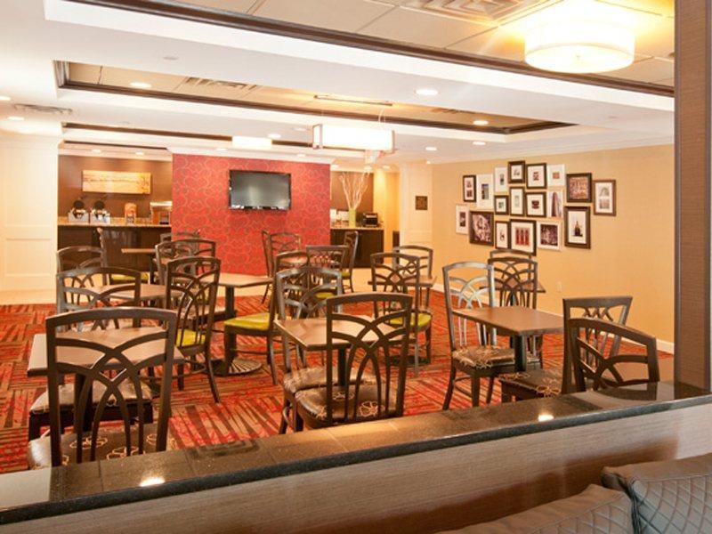 Inn At The Peachtrees, Ascend Hotel Collection Atlanta Dış mekan fotoğraf
