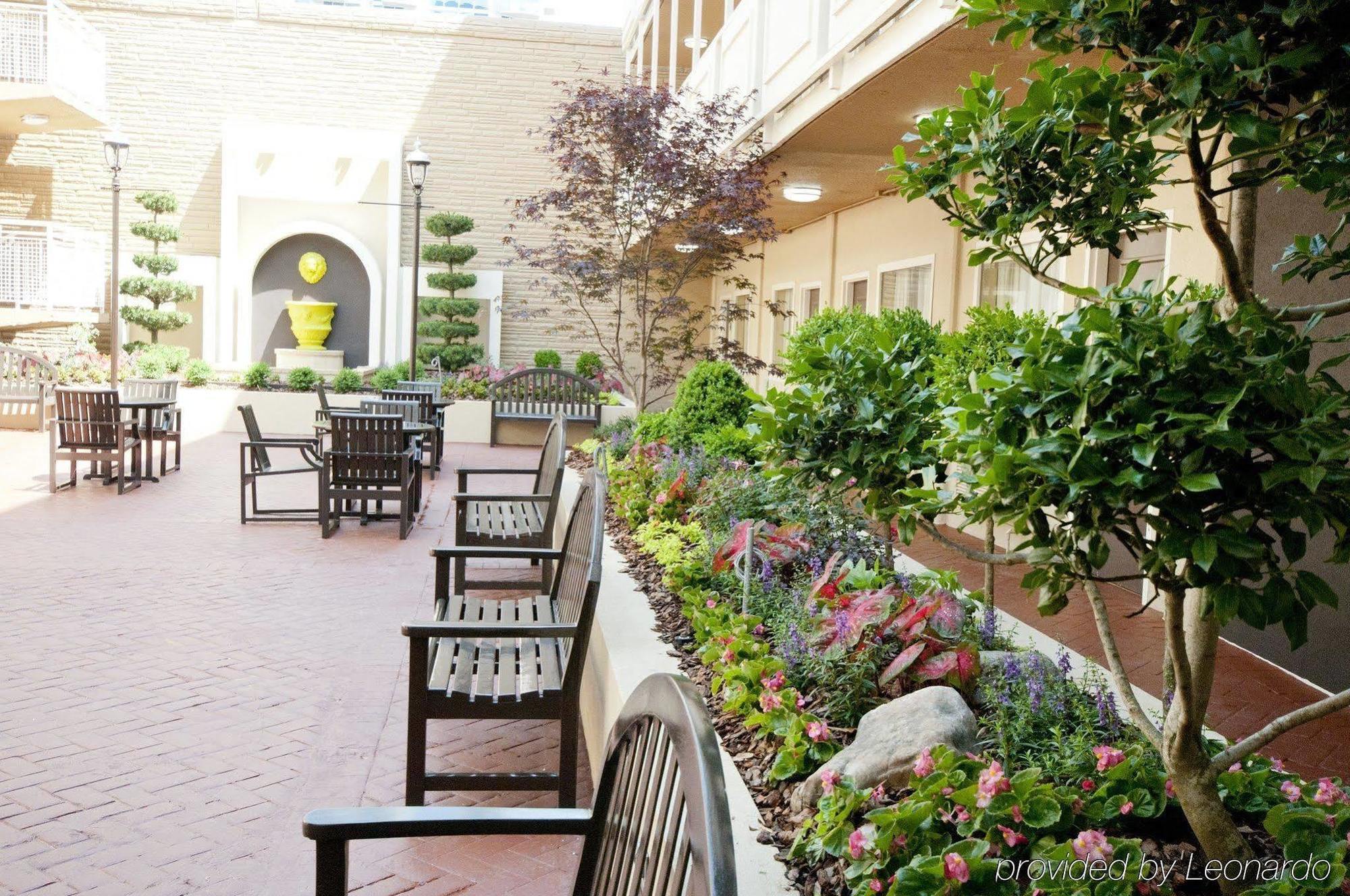 Inn At The Peachtrees, Ascend Hotel Collection Atlanta Dış mekan fotoğraf
